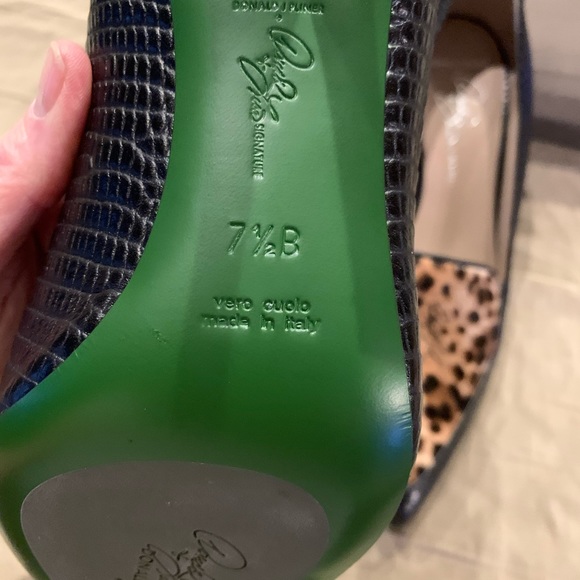 Donald J Pliner Stilettos - Picture 6 of 6